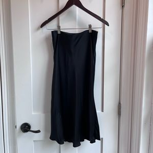 Wilfred Black Silk Slip Skirt Size 4 with Elastic Waist and Side Zipper
